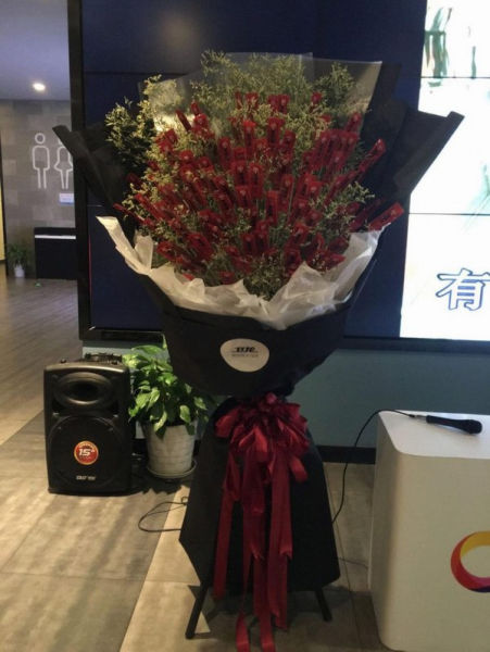 浪漫又实用,卫龙辣条花告诉你幸福的样子