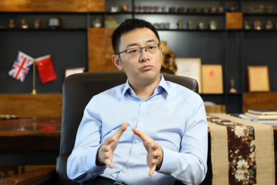 周海峰:构建服装业3d云平台(秒排)