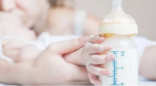 宝宝腹泻是牛奶蛋白过敏还是乳糖不耐受?