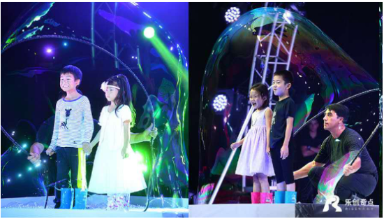 《哇!泡泡》百老汇奇幻舞台视觉体验秀2016强