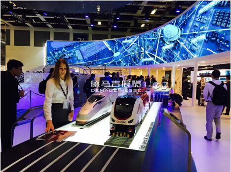 德马吉美国展览有限公司助力中国中车精彩亮相