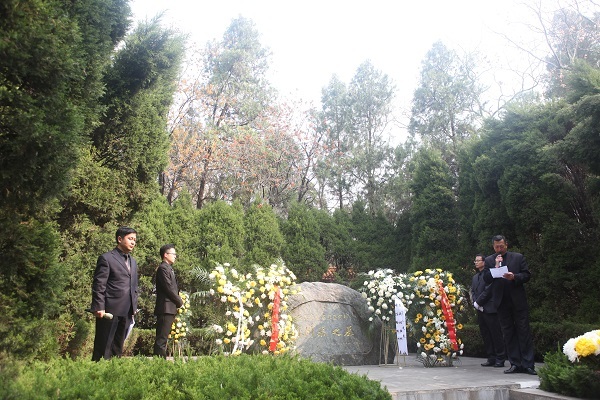 首页 诗歌大全 散文诗  2019年4月3日,清明节前夕,中国民主同盟淮北市