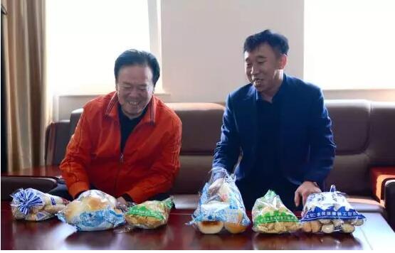 馒乡人老总(3)
