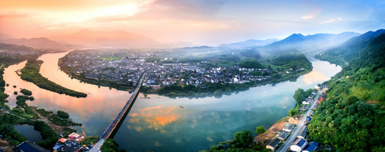 泾县桃花潭景区(图源:泾县桃花潭景区)