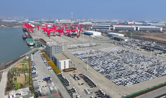 2025��2��27�գ�һ�����ɰ��շ�������Դ�������ܲ�ҵ԰�����������ںϷ��ɺӸ۵ȴ�װ�����䡣�������������ػ�����չ����Դ������ҵ����������Դ�����з��������Ⱥ���������������������Դ����ȫ��ҵ����������Դ�����������������������˻���Ƭ�� �����緢 �¼��� ��